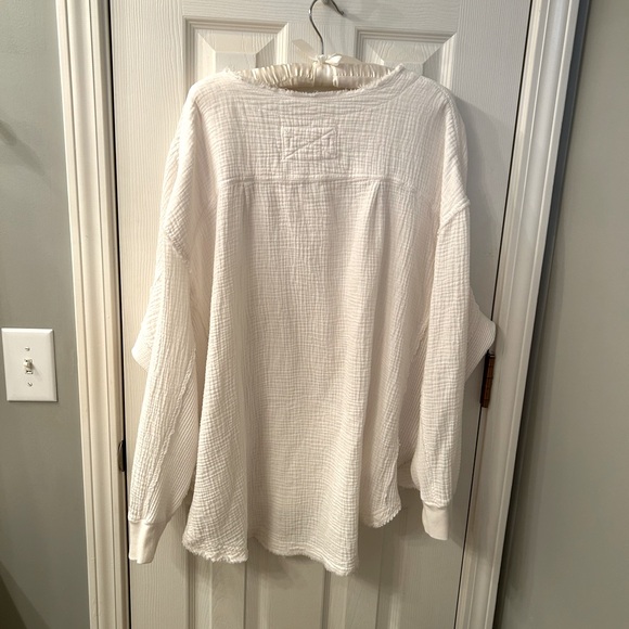 We The Free Back At It Henley - Picture 4 of 5